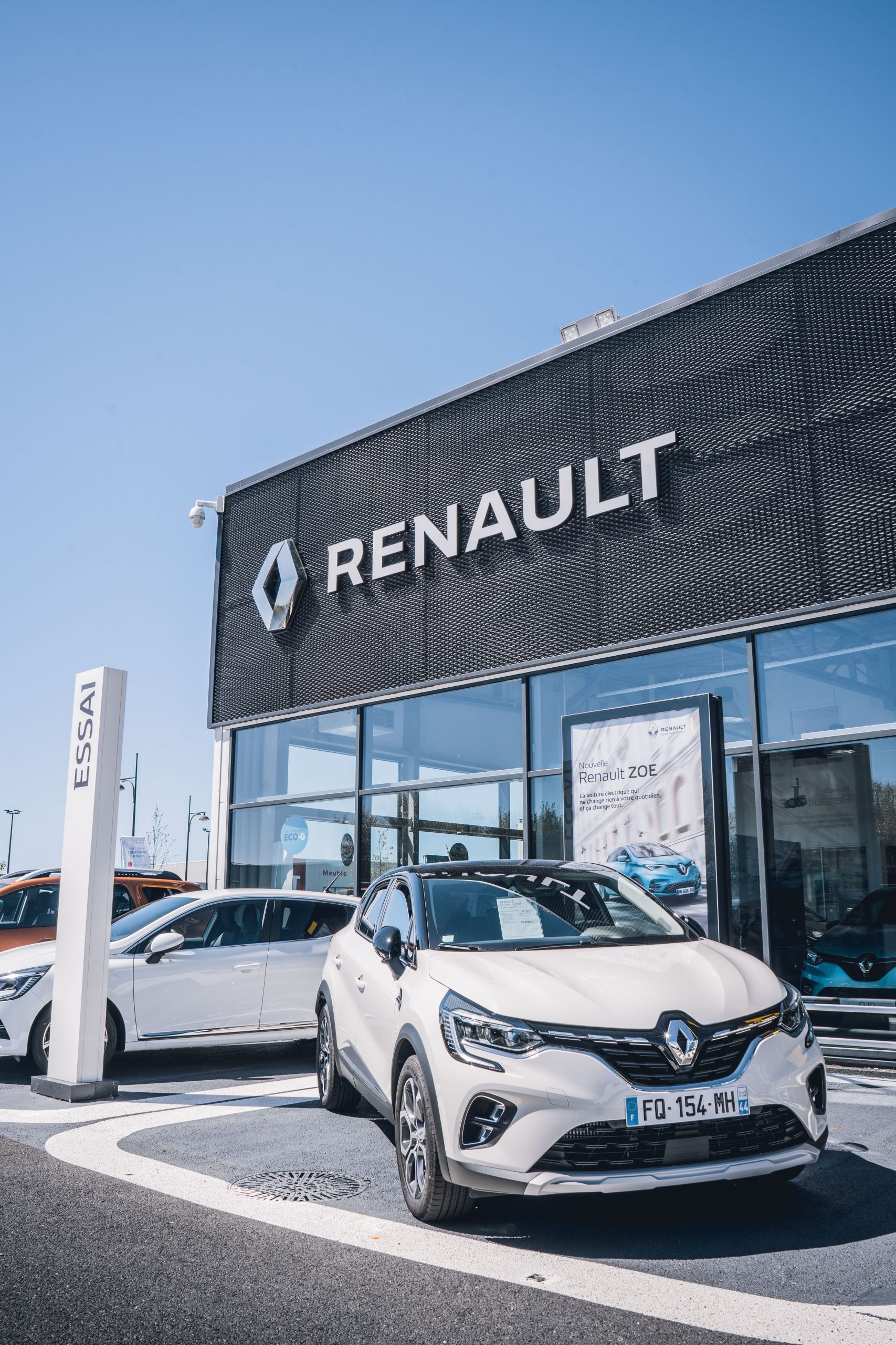 Renault formally quits Russia, sells $2.29 billion plant to city of Moscow