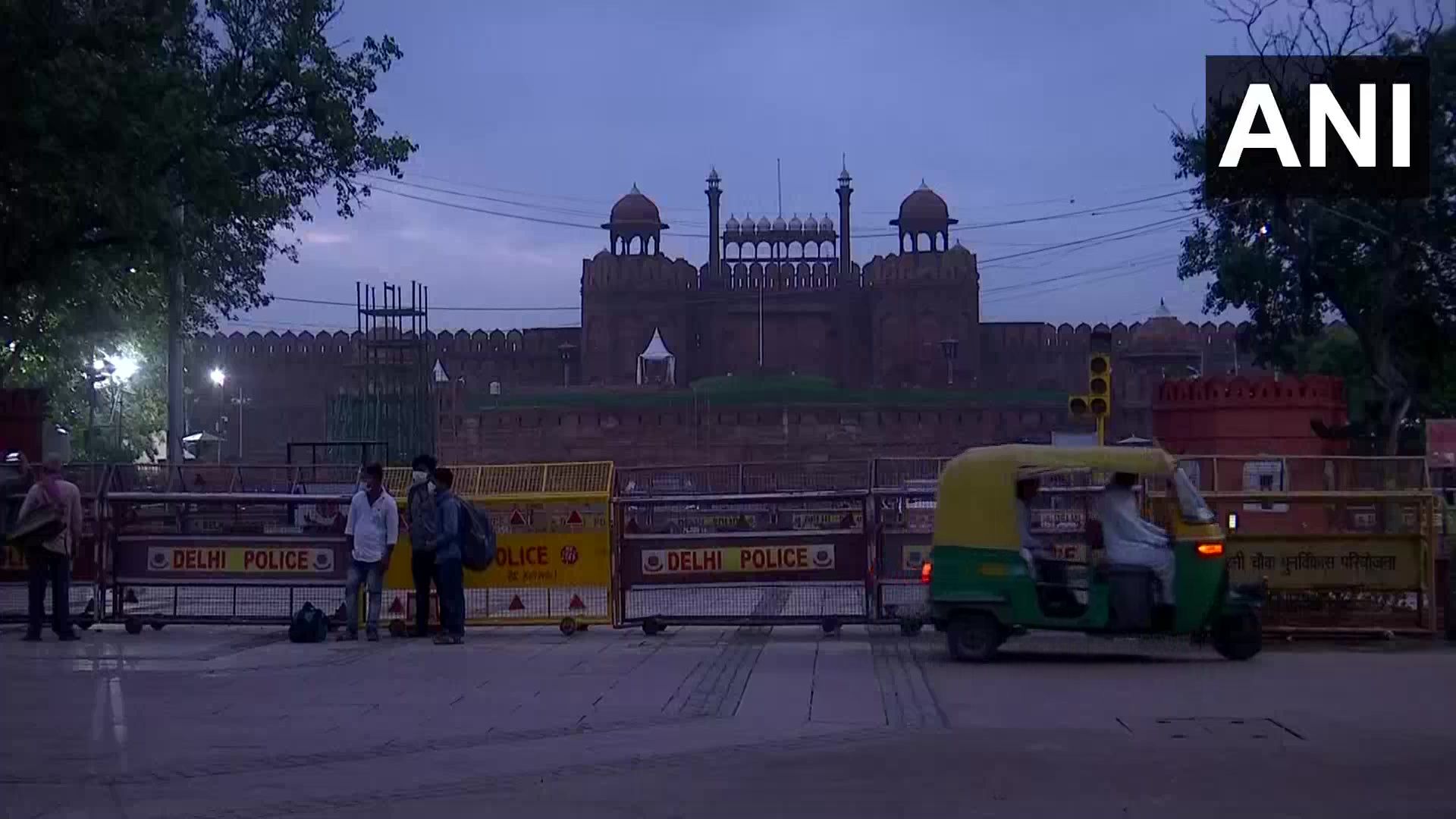 Delhi Police alert: Pro-Khalistanis dressed as cops may target Red Fort