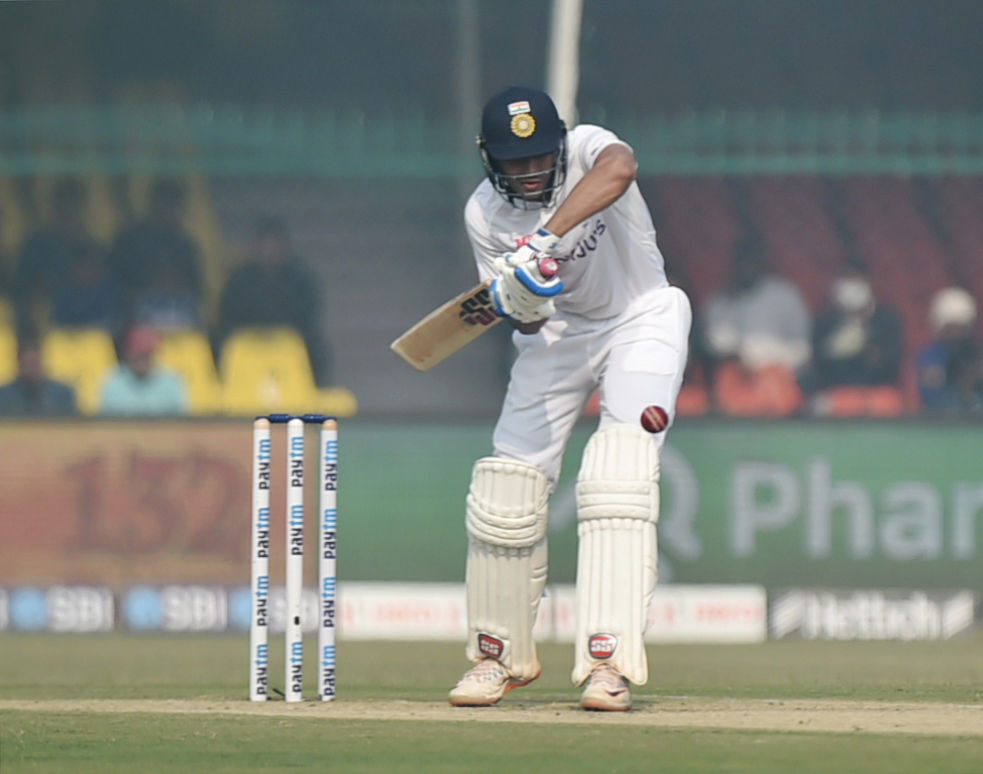 2nd Test: India bats vs NZ; Virat Kohli, Jayant Yadav, Mohammed Siraj included