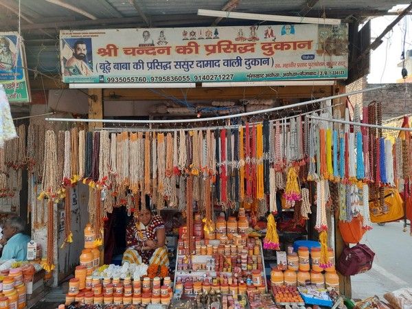 Ayodhya sandalwood and popular souvenirs fascinating pilgrims from across nation