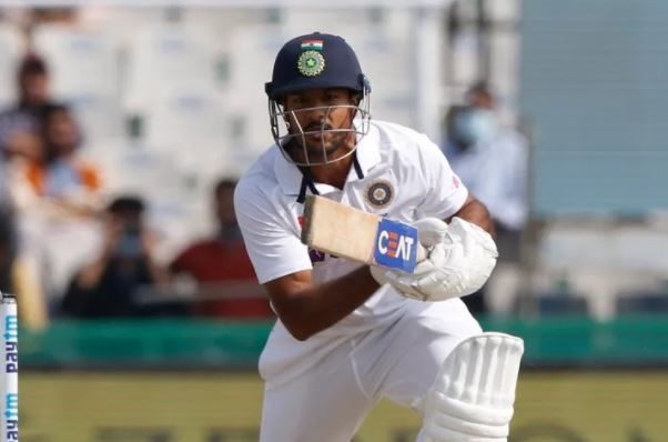 Watch: Mayank Agarwal gets run out when Sri Lanka appeal for lbw in 2nd Test