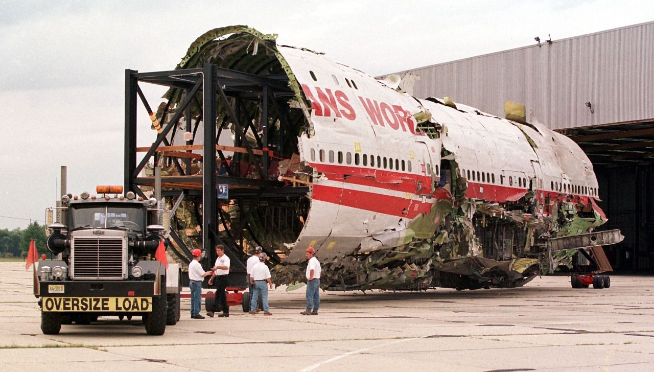 Mourners gather to remember victims of Flight 800 crash on 25th anniversary