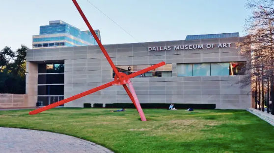 What items Brian Hernandez destroyed at Dallas Museum of Art