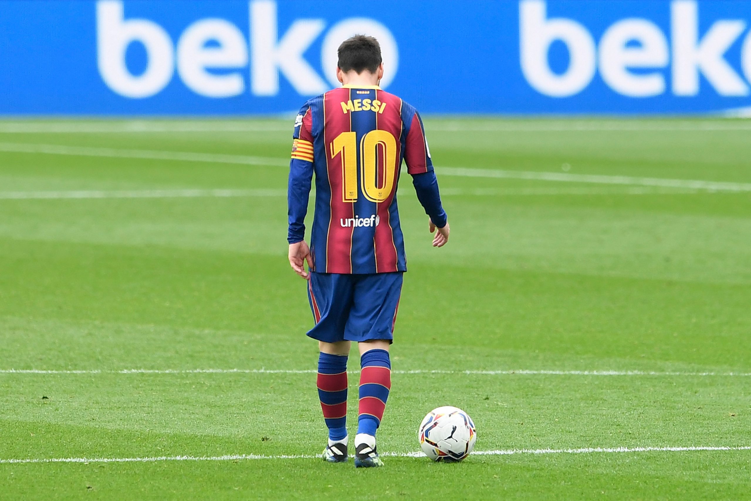 Lionel Messi beats Xavi’s record with 506th La Liga appearance for Barcelona