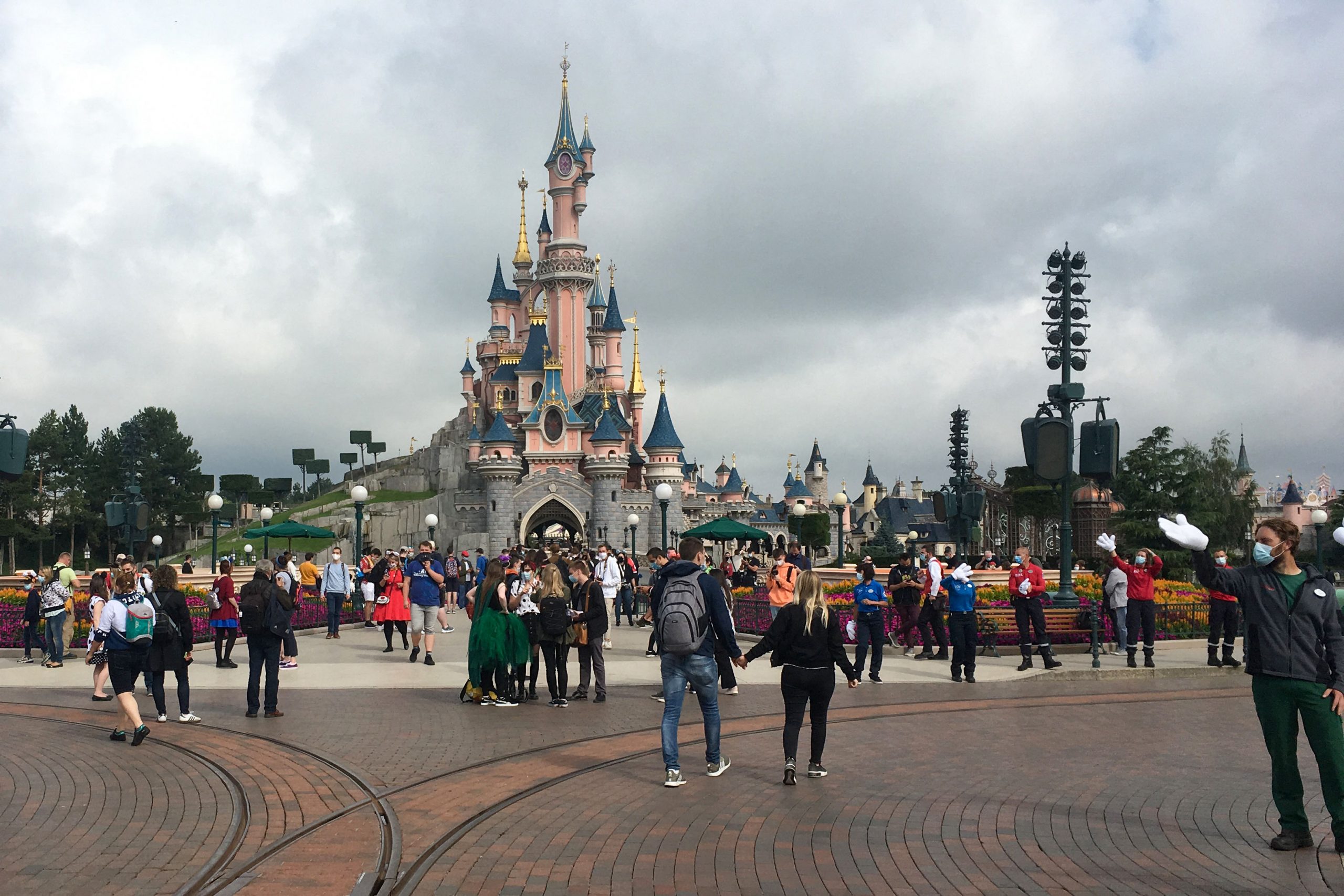 Disneyland Paris postpones re-opening again