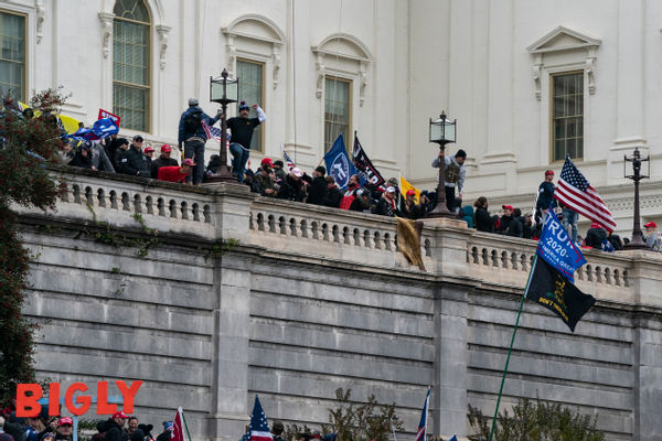 Officials mull re-fencing US Capitol ahead of rally for January 6 rioters