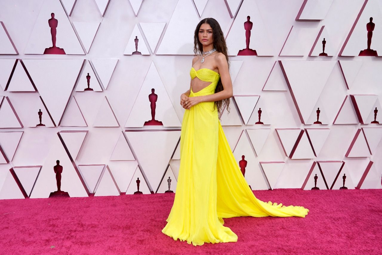 Oscars 2021: Zendaya stuns in a midriff-revealing cutout dress
