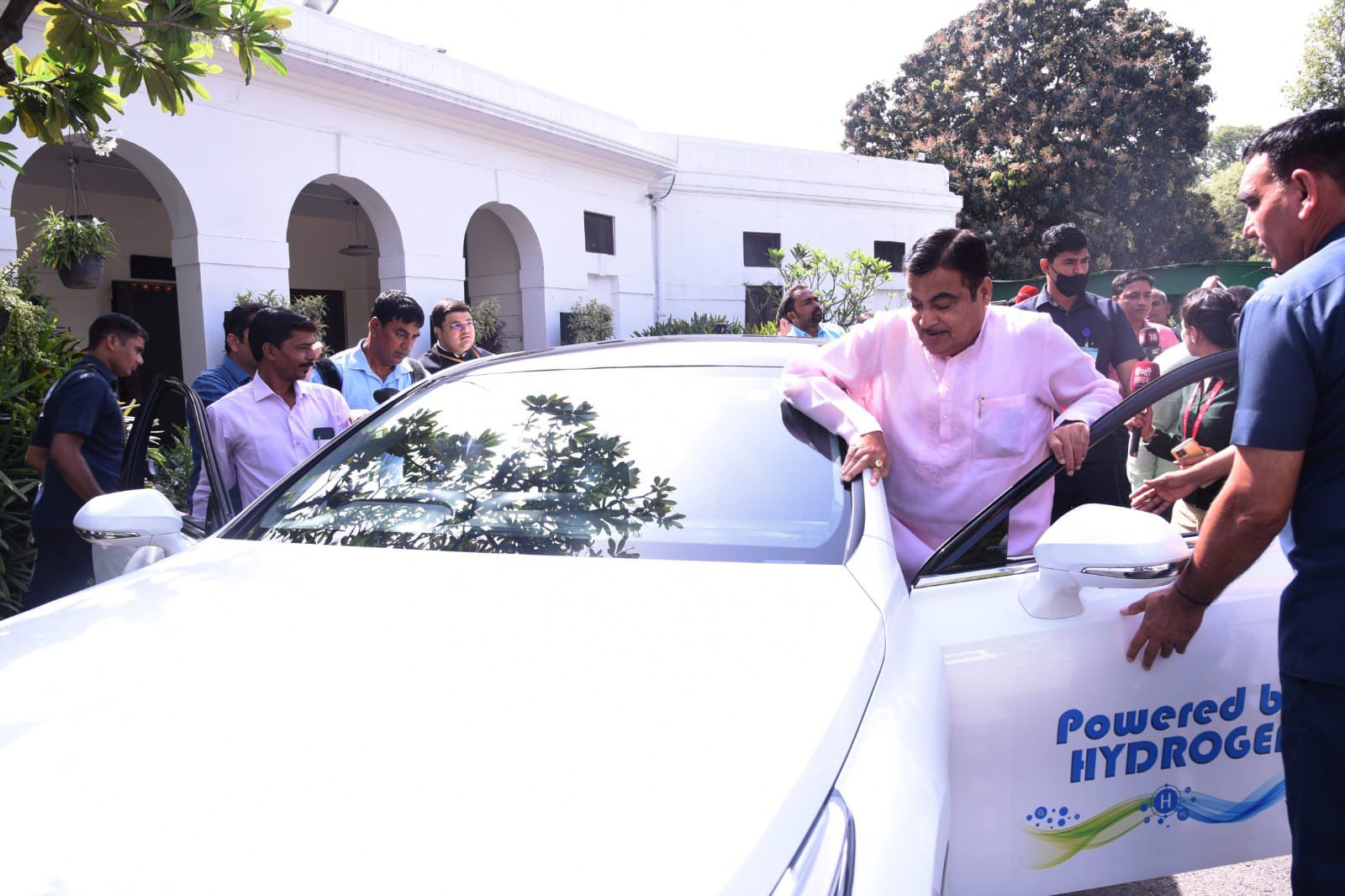Nitin Gadkari sports hydrogen power car to Parliament, see pics