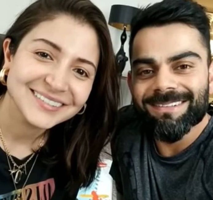 Virat%20Kohli-Anushka%20Sharma%27s%20photo%20goes%20viral%2C%20this%20time%20due%20to%20daughter%20Vamika