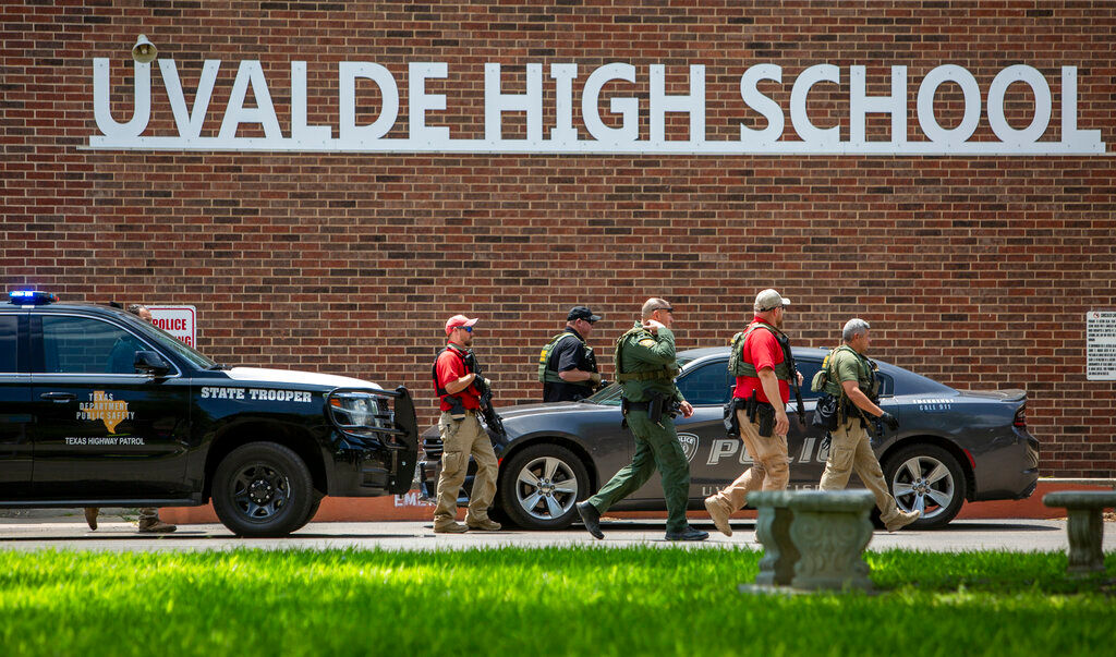 Uvalde high school students faced gun threat weeks after shooting: Report