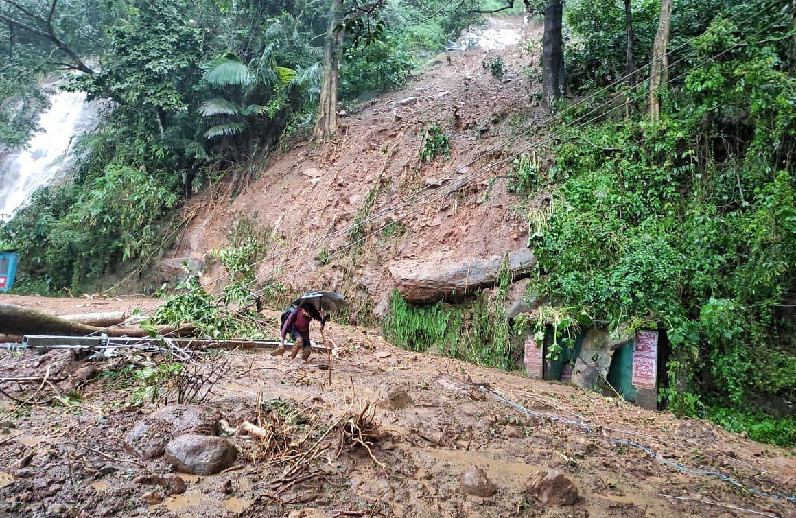 Kerala rains: As Idukki, Idamalayar dams open, 2018 disaster on many minds