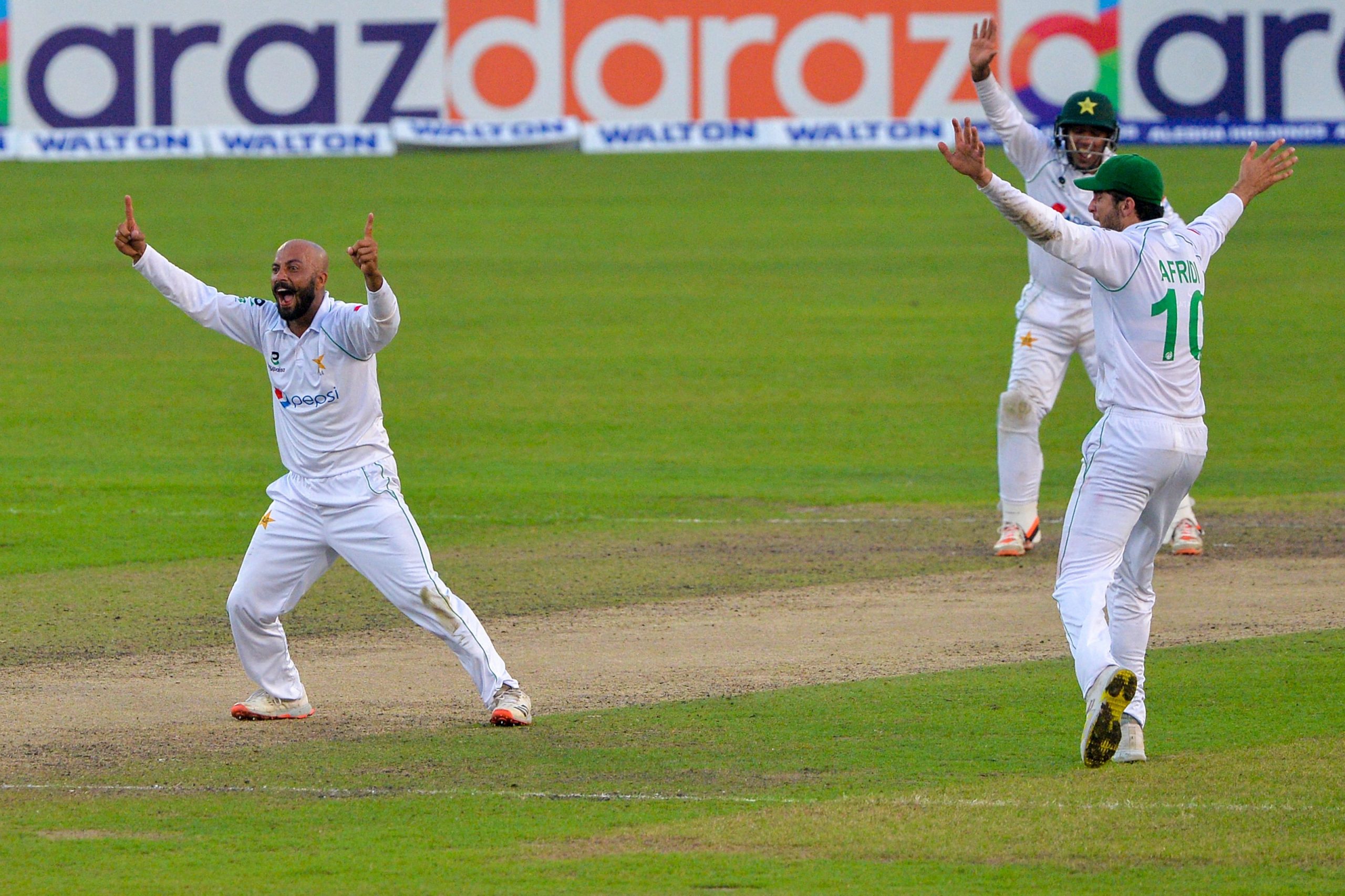 Sajid Khan’s bowling leads Pakistan past Bangladesh in 2nd Test