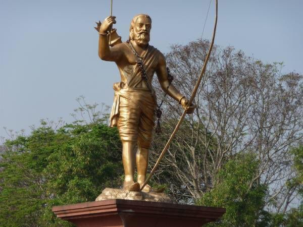 Who was Alluri Sitarama Raju?