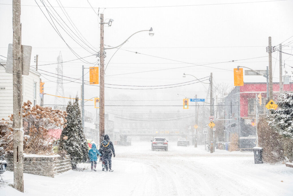 Over 200,000 people without power in Ontario after storm wreak havoc