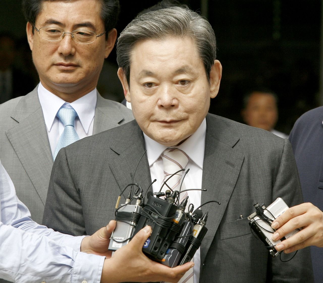 Samsung Electronics Chairman Lee Kun-hee true visionary, dies at 78