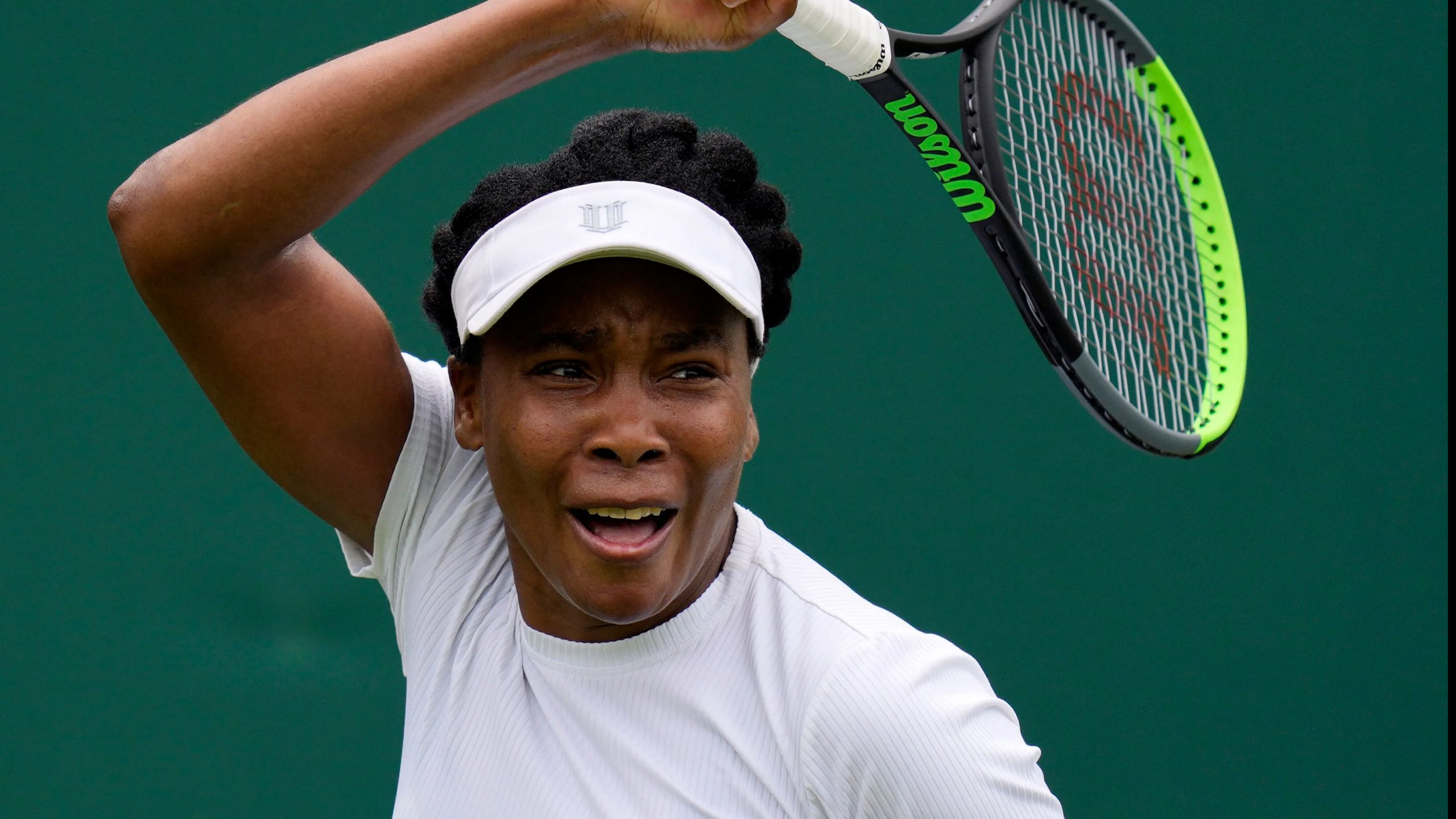 Venus Williams marks 90th Grand Slam with opening Wimbledon win