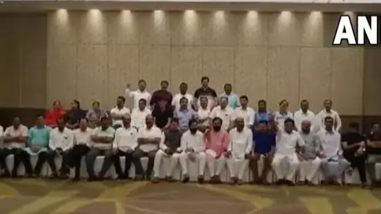 In show of strength, Eknath Shinde takes picture with 41 MLAs; game over for Uddhav