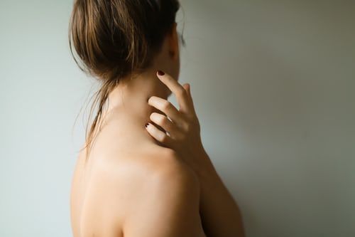 Three simple stretches for upper back and neck pain