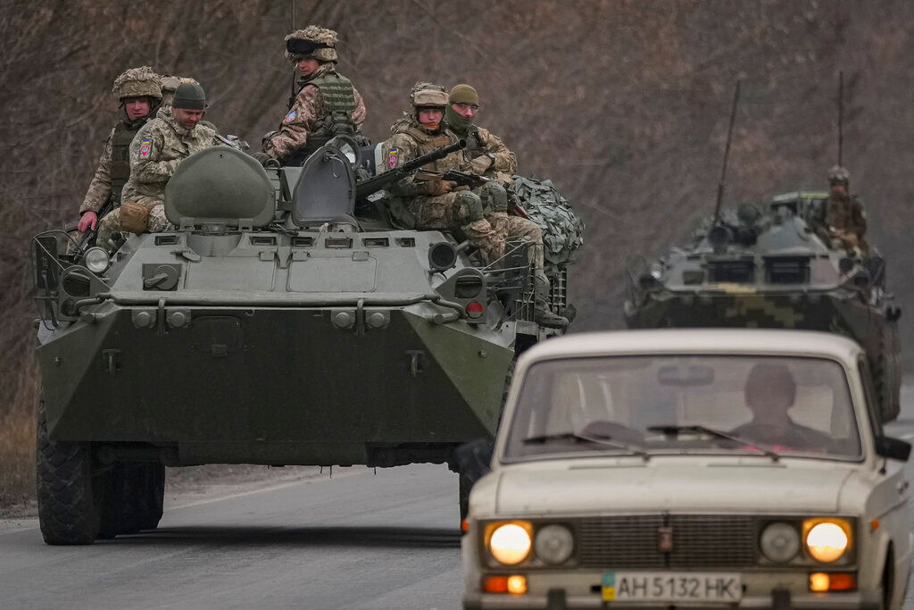 Watch: Russian army runs out of fuel, Ukrainian offers ride back home
