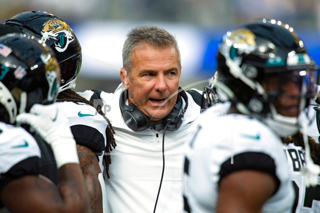 Jacksonville Jaguars fire Urban Meyer