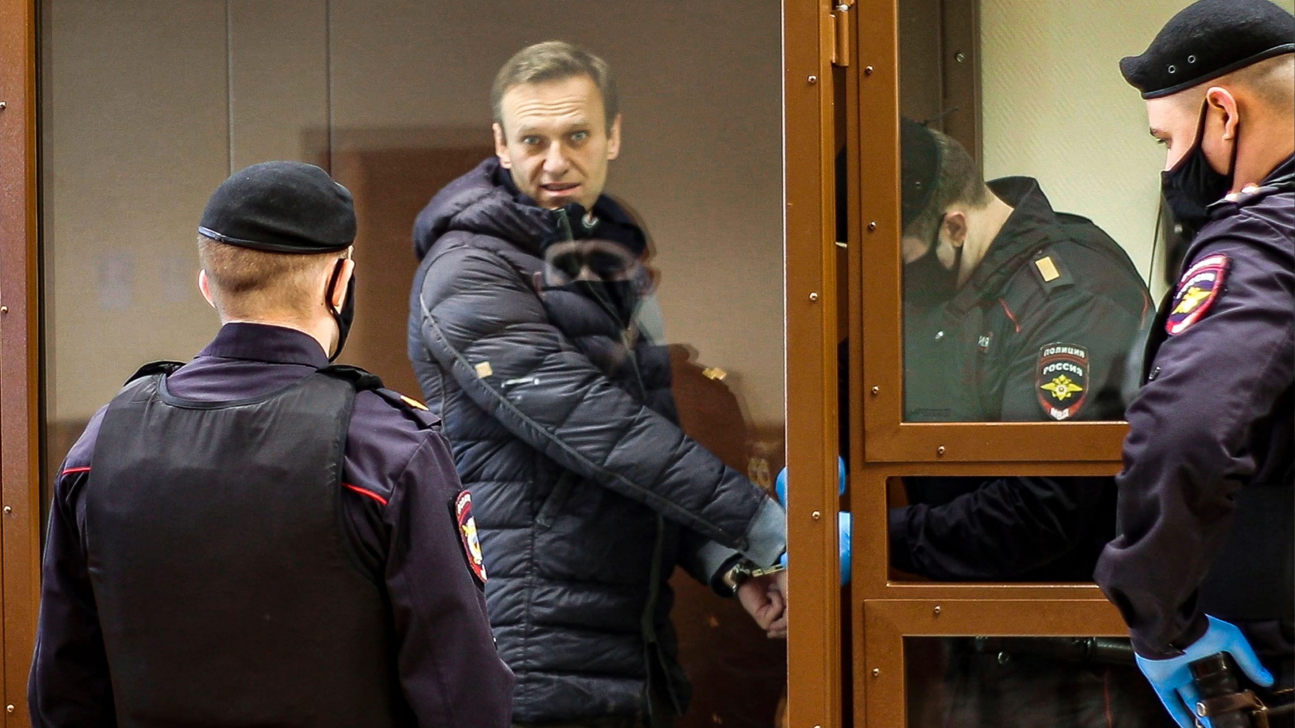 Alexei Navalny goes on hunger strike in prison over medical care