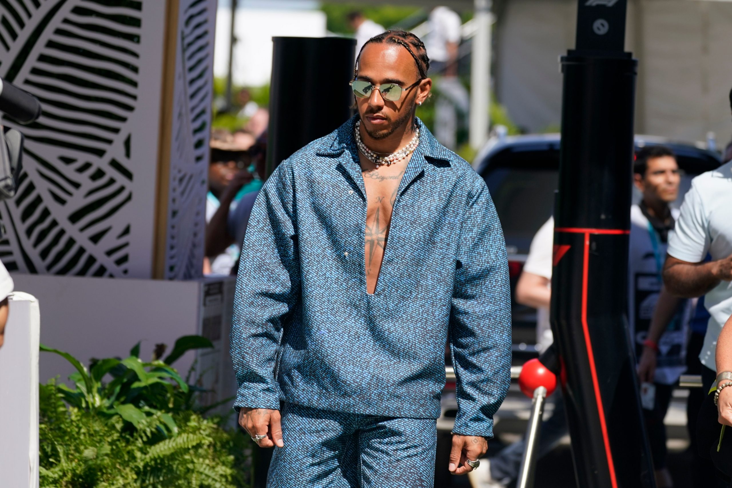 Formula 1: What penalties will Lewis Hamiltion face if he keeps defying FIA’s jewellery ban?