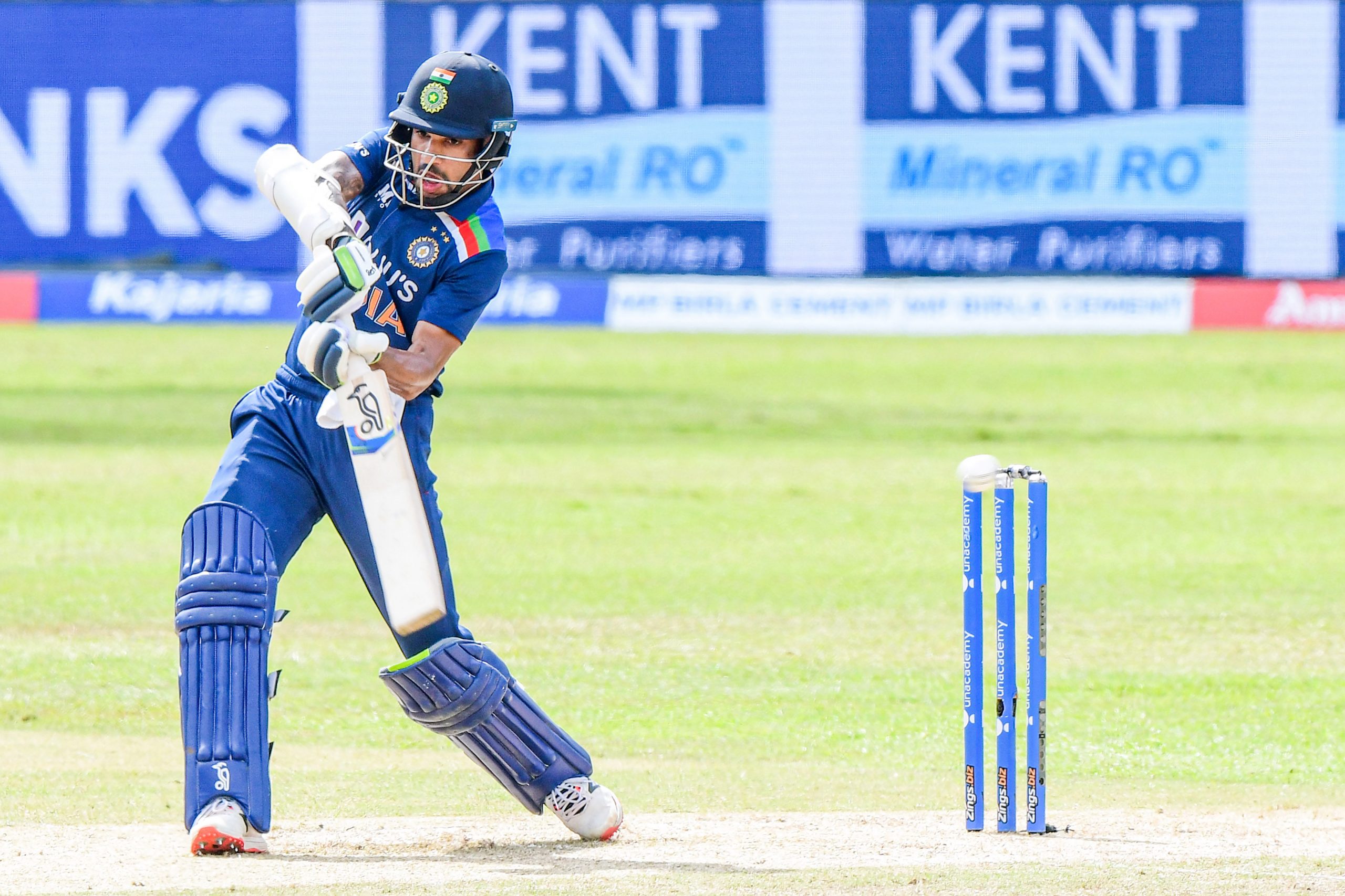 3rd T20I: Warrier replaces Saini as India choose to bat first vs Sri Lanka