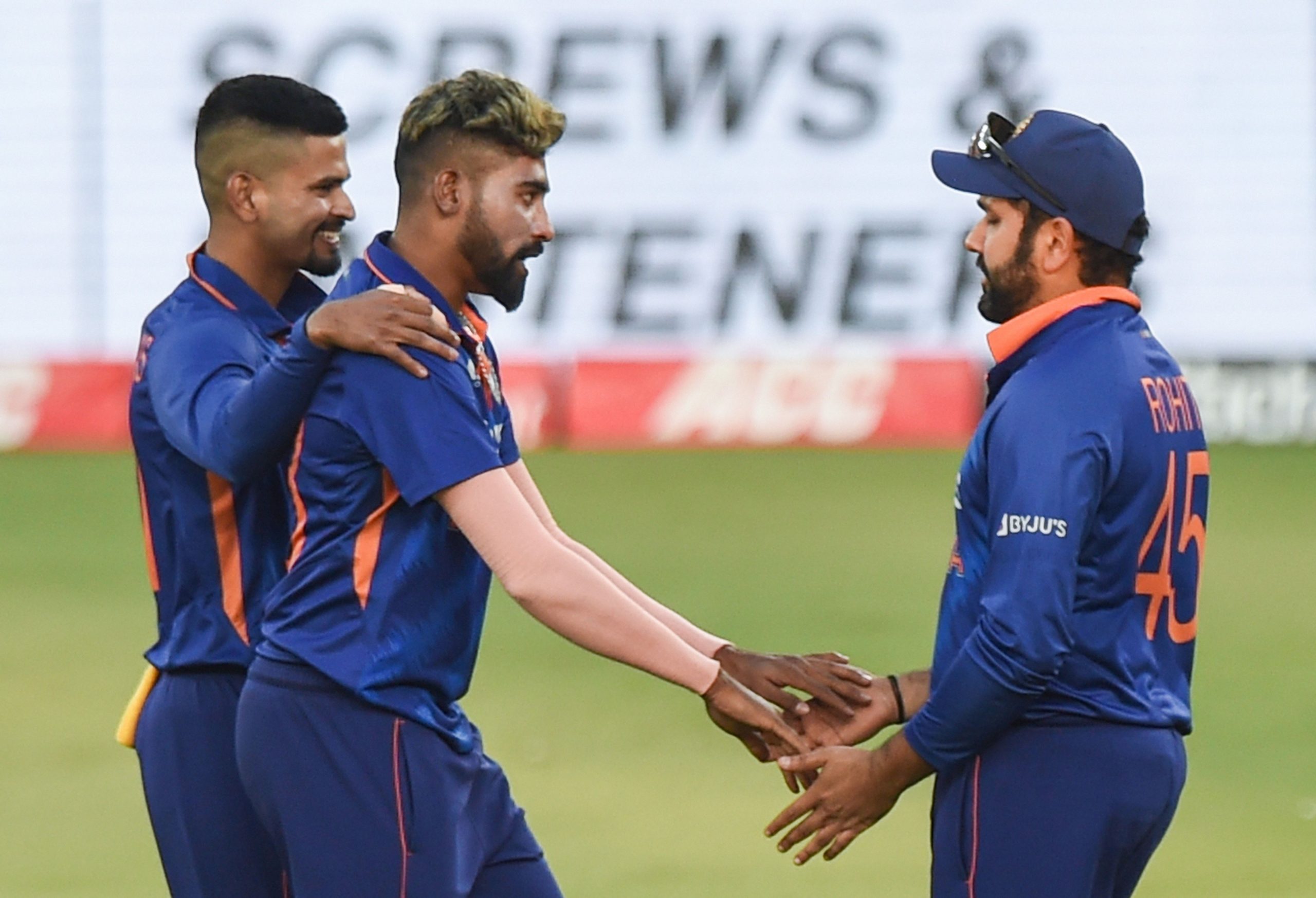 3rd T20I: 4 changes for India as hosts eye record win streak, SL opt to bat