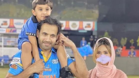 Irfan%20Pathan%27s%20wife%20Safa%20Baig%20goes%20to%20bat%20for%20him%20over%20blurred-image%20fiasco