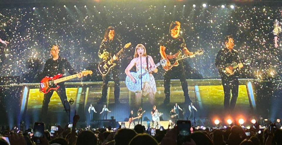 Taylor Swift surprise songs last night: False God, Holy Ground performances during East Ruthford Eras Tour goes viral