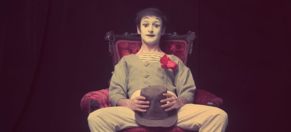 Marcel Marceau and Emma’s romance: Was the French actor in love with Resistance’s mime and local girl?