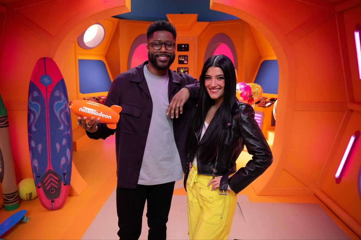 Who will be presenting at the Nickelodeon Kids’ Choice Awards 2023