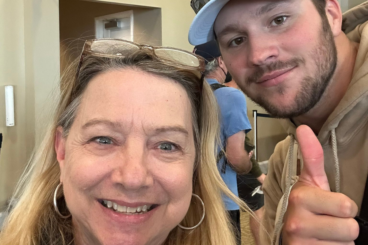 Who is Donna Adams? Woman goes viral for taking selfie with Josh Allen thinking he’s Chris Pratt lookalike