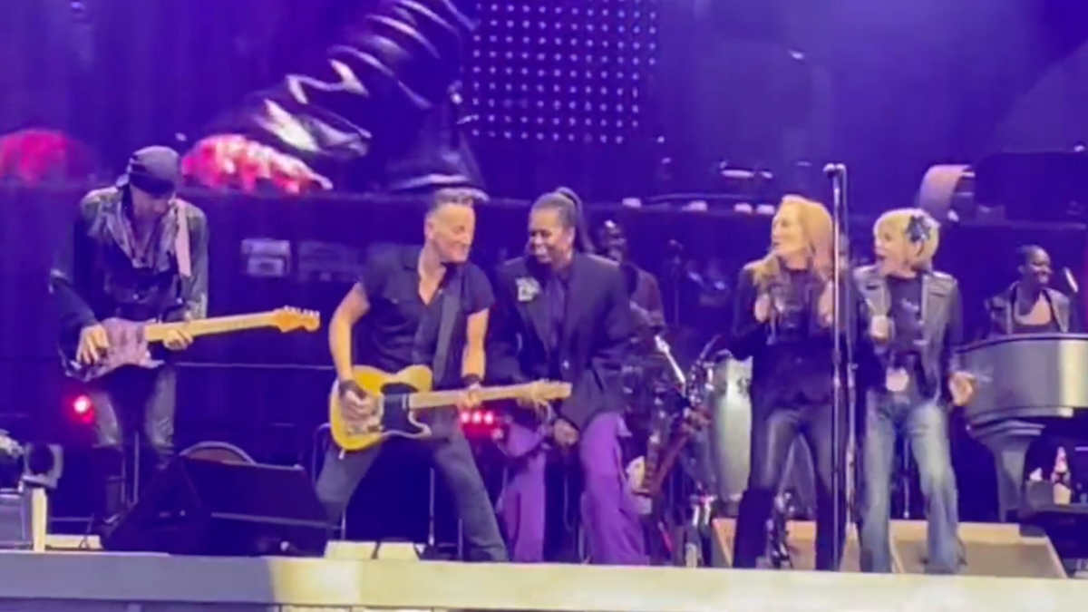 Michelle Obama and Kate Capshaw sing Glory Days with Bruce Springsteen at Barcelona concert: Watch video