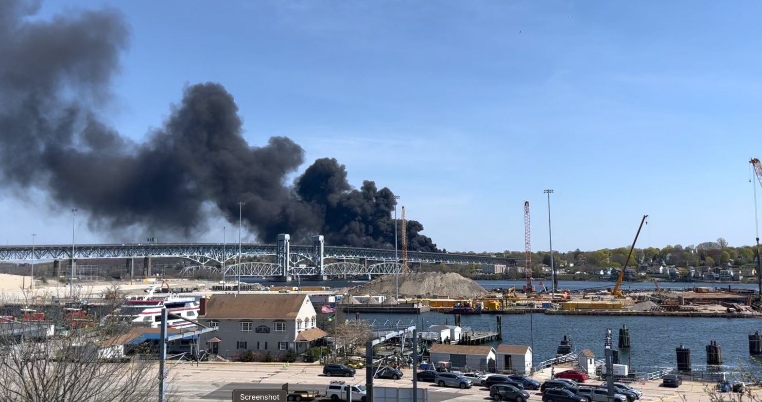 Tanker truck fire on I-95 in Groton, Connecticut halts traffic movement ...