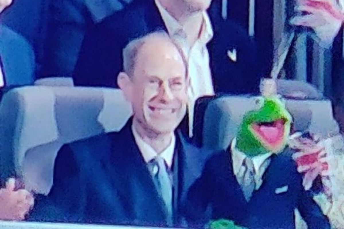 Kermit the frog appears in front of Duke of Edinburgh at Coronation Concert: Watch