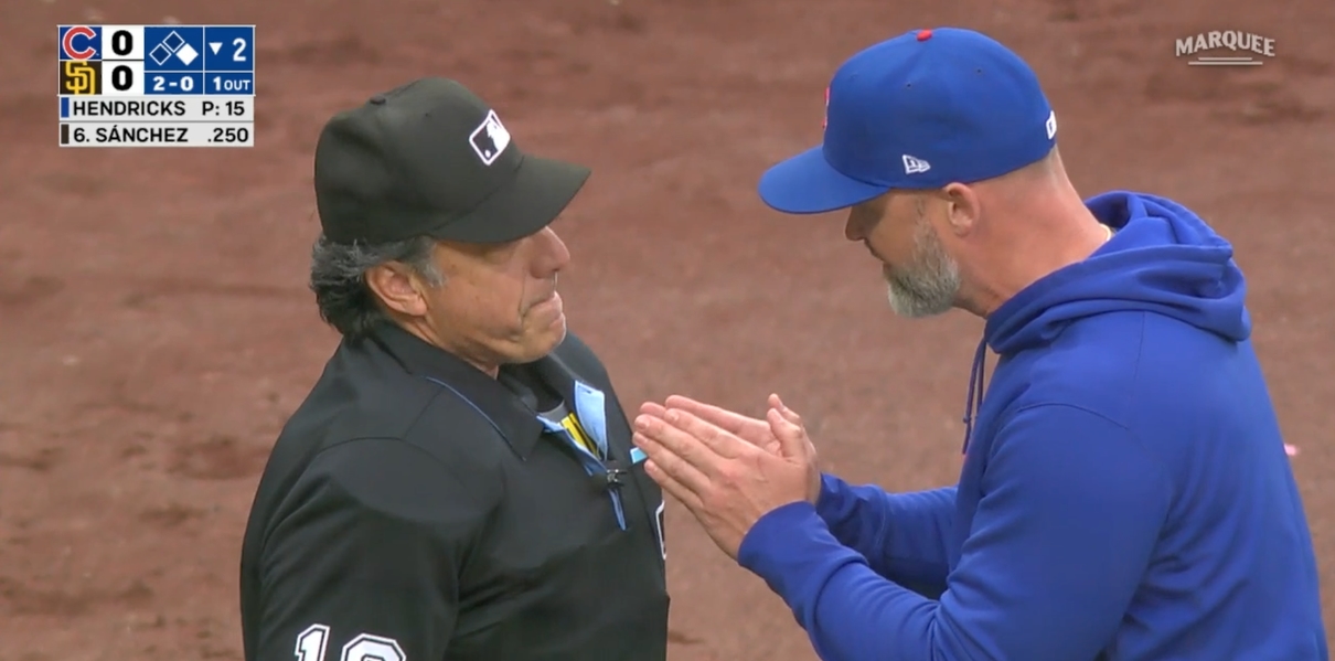 Chicago Cubs manager David Ross ejected after being fed up with umpire’s calls, fans react