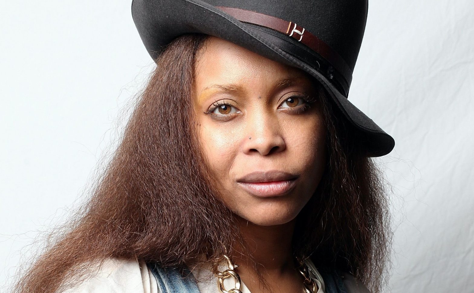 Why Twitter users are blaming Erykah Badu for Blueface’s arrest in Las Vegas robbery case