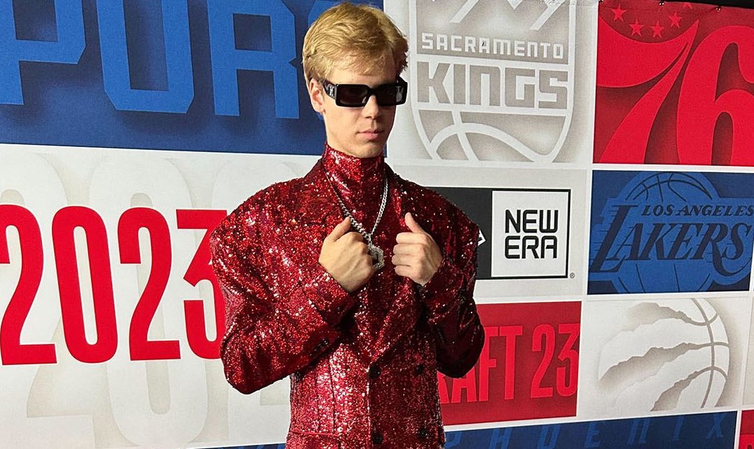 Gradey Dick wears red ‘Christmas’ outfit at NBA Draft 2023: Watch video