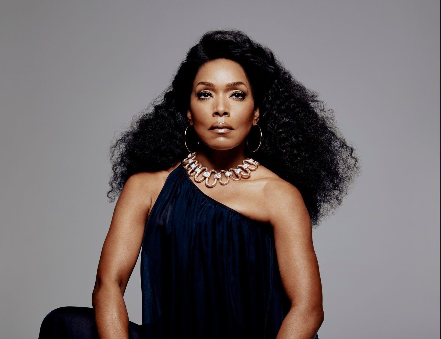 Angela Bassett to receive honorary Oscar at this year’s Governors Awards, fans react