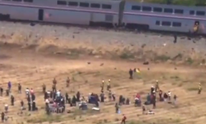 Moonpark Amtrak train derailment: Passengers injured as train crashes with truck in Southern California | Watch Video 