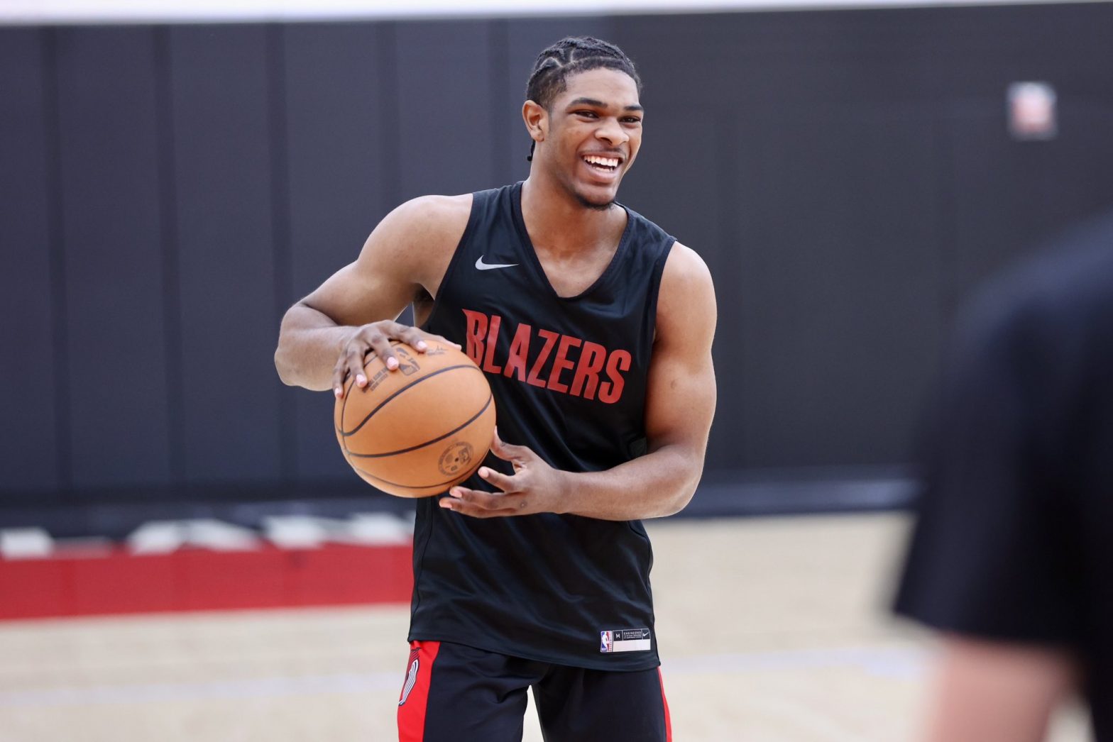 Portland Trail Blazers guard Scoot Henderson suffers right shoulder injury, complete details