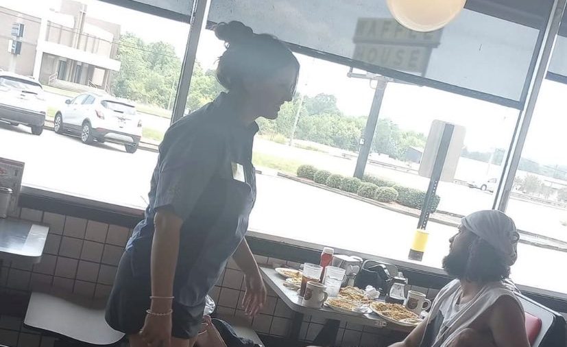 Lana Del Rey spotted working at Waffle House in Alabama | Watch Video