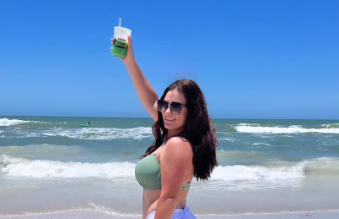 The woman who went viral for tossing her 36G bra at #Drake on
