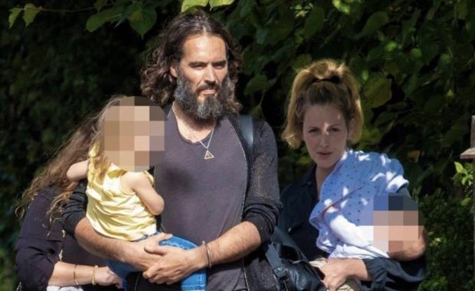 Who are Russell Brand’s children, Mabel Brand and Peggy Brand?