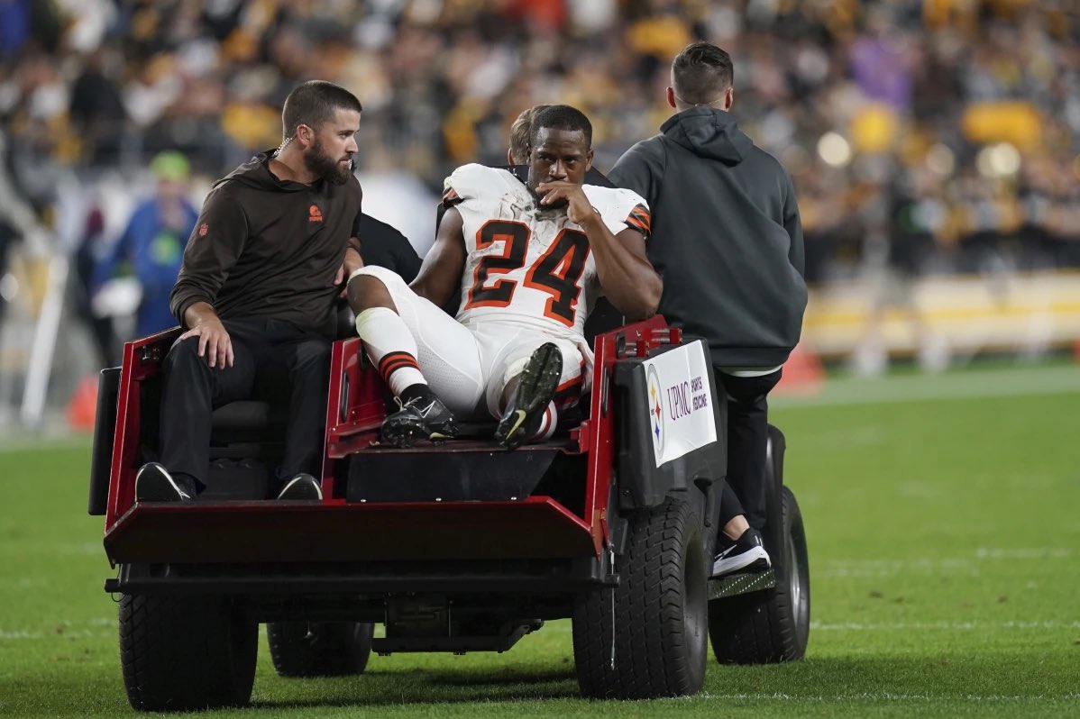 Nick Chubb, Cleveland Browns RB, ‘out for season’ after knee injury vs Pittsburgh Steelers
