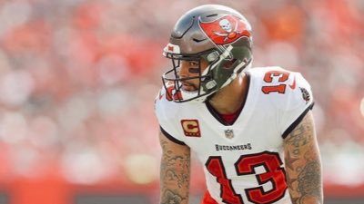 Tampa Bay Buccaneers WR Mike Evans suffers hamstring injury, is out of game