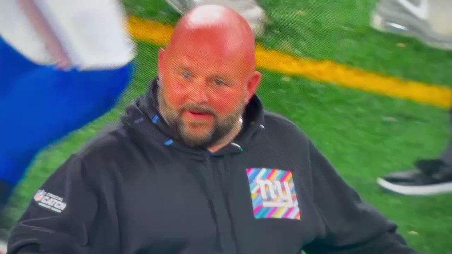 Giants’ coach Brian Daboll’s interaction with Daniel Jones reveals strained relationship against Seahawks: Watch Video