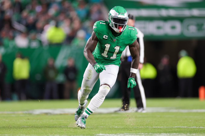 NFL 2023: Philadelphia Eagles WR AJ Brown achieves 125+ yards in 5 consecutive games