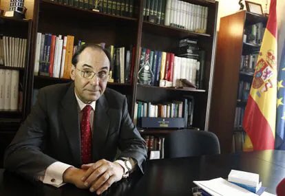 Who is Alejo Vidal-Quadras Roca? Spanish politician shot in Madrid